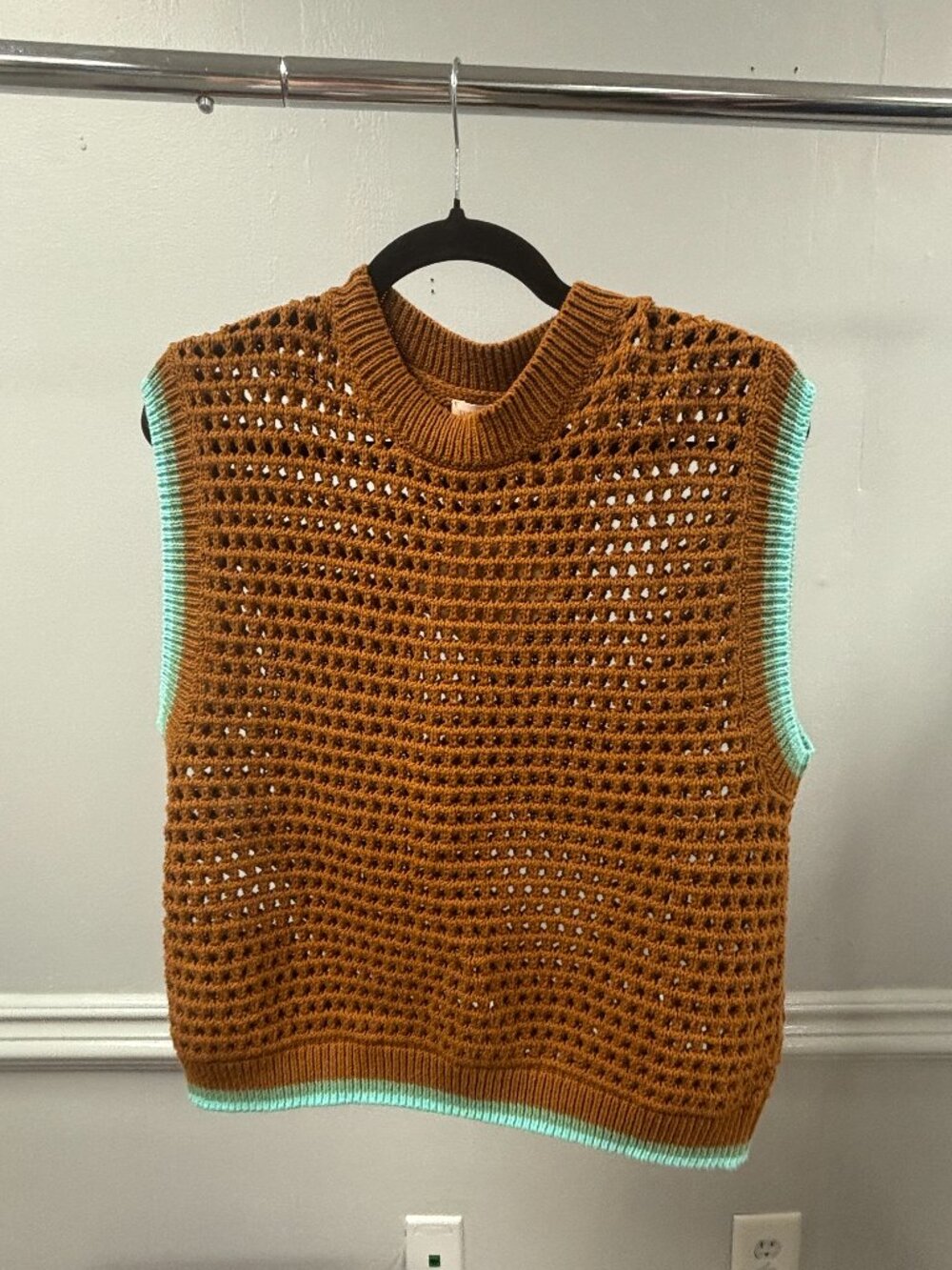 Coastal Kennedy Sweater Vest S Sunshine Tienda